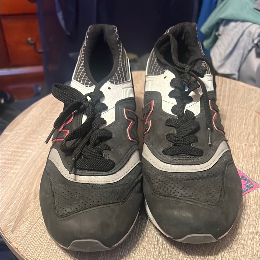 Stylish Black and White Men's Shoes